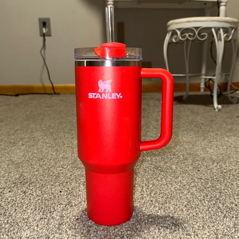 Red Valentine’s Day Stanley Cup. 40oz